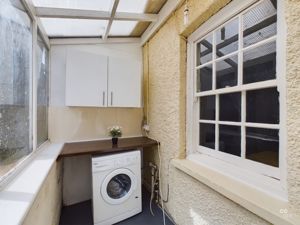 conservatory area- click for photo gallery